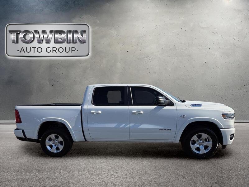 Used 2026 White Ram Big Horn/Lone Star image 3