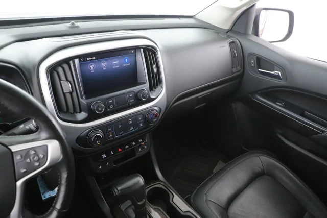 Used 2021  GMC Elevation image 29