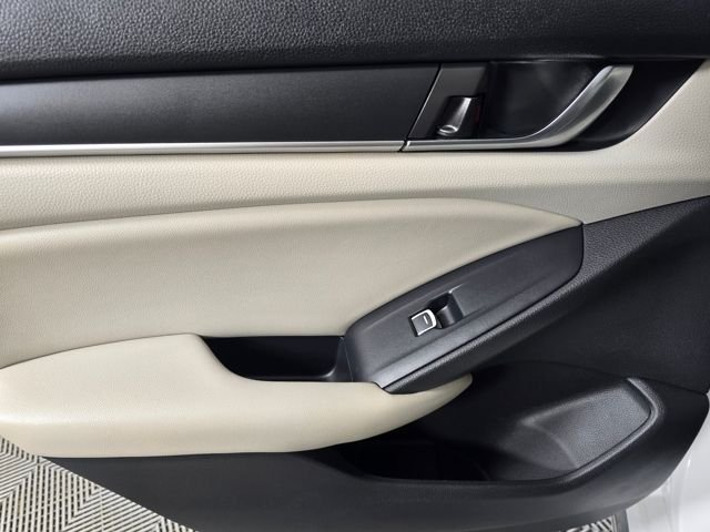 2019 Honda Accord Hybrid EX - Photo 13