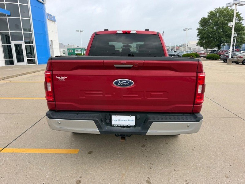 Used 2021 Rapid Red Metallic Tinted Clearcoat Ford XLT image 3
