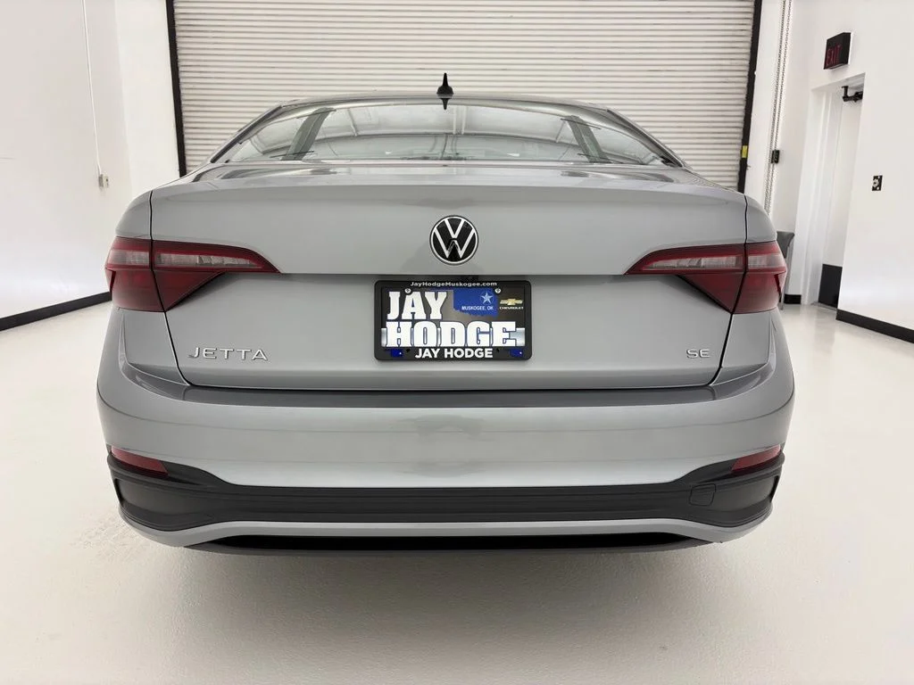Used 2024 Silver Volkswagen 1.5T SE image 19
