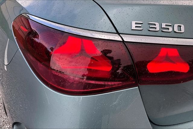 2026 Mercedes-Benz E-Class E350 - Photo 14