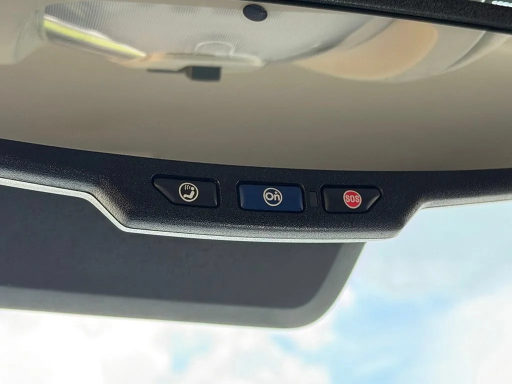 Used 2017 QUICKSILVER METALLIC GMC SLE image 22