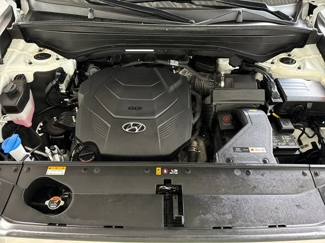 Used 2022 Hyper White Hyundai Calligraphy image 11