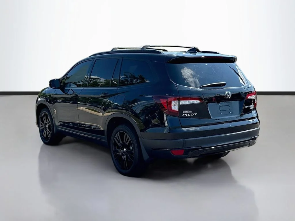 Used 2022 Crystal Black Pearl Honda Black Edition image 5
