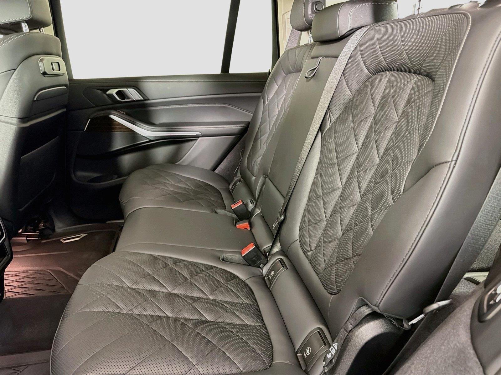 Certified Used 2024 Skyscraper Grey Metallic BMW xDrive40i image 25