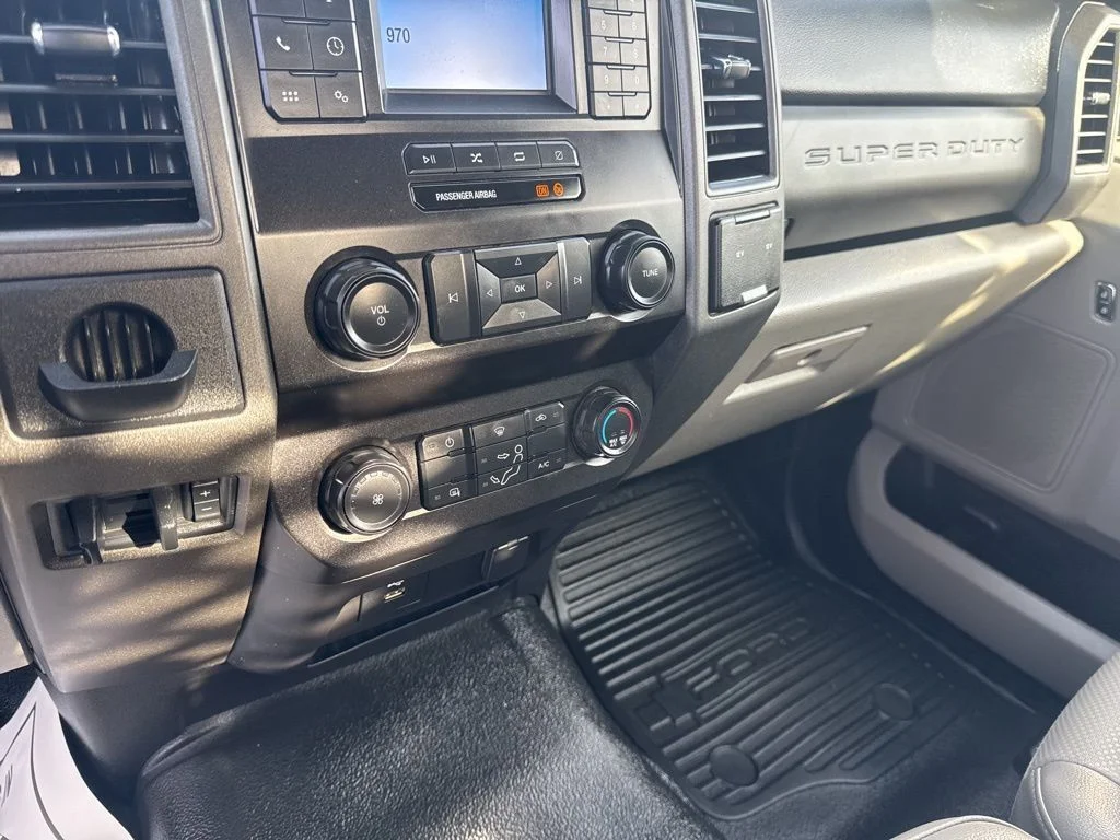 Used 2021 White Ford XL image 90