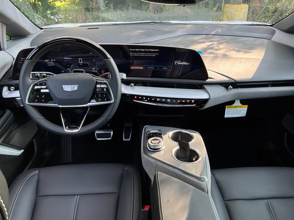 2027 Cadillac OPTIQ Luxury - Photo 29