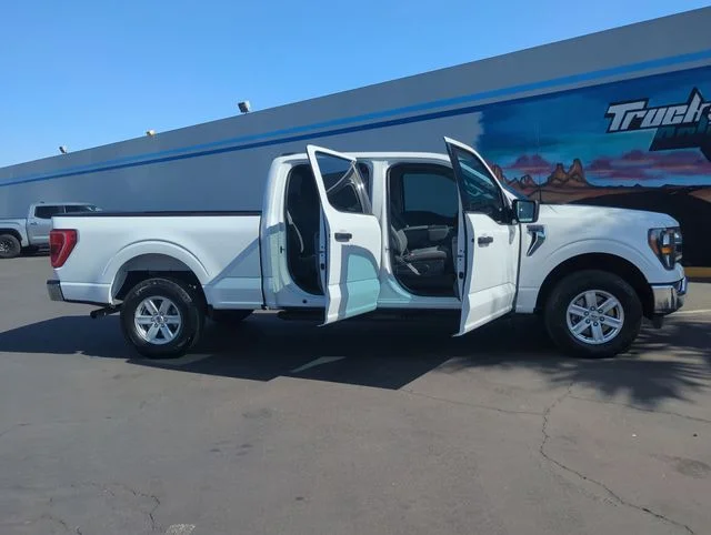 Used 2023 White Ford XLT image 8