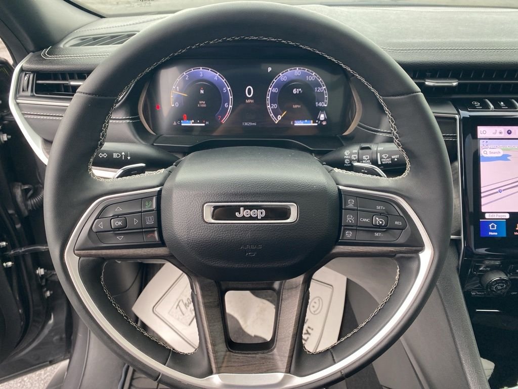 Used 2024 Gray Jeep Limited image 18