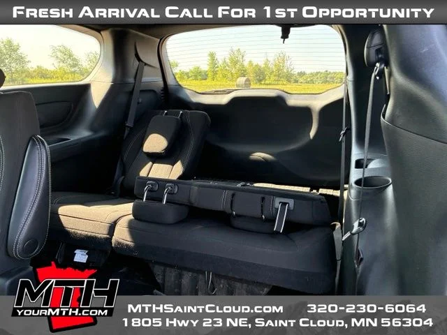 Used 2023 Black Chrysler Touring image 11