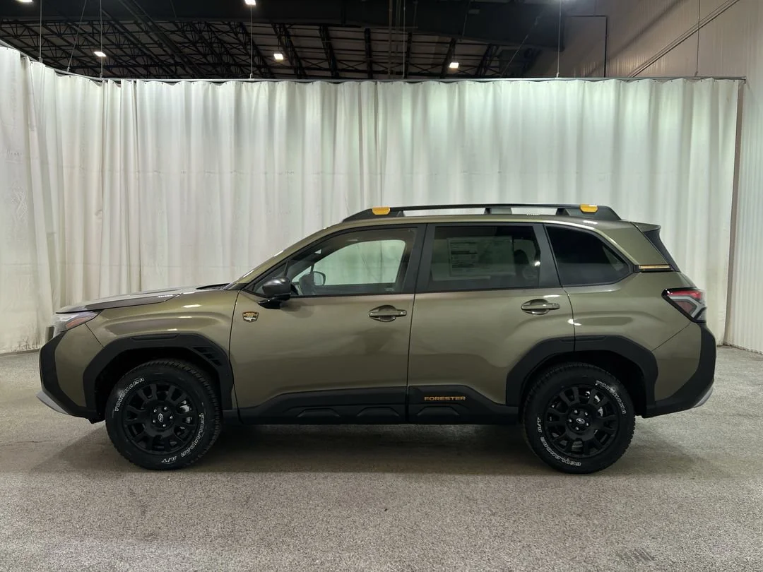 New 2026 Autumn Green Metallic Subaru Wilderness image 6
