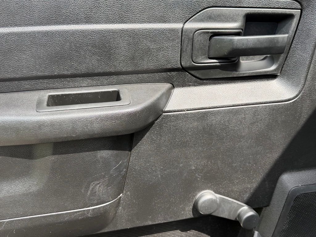 Used 2019 Billet Silver Metallic Clearcoat Ram Tradesman image 20