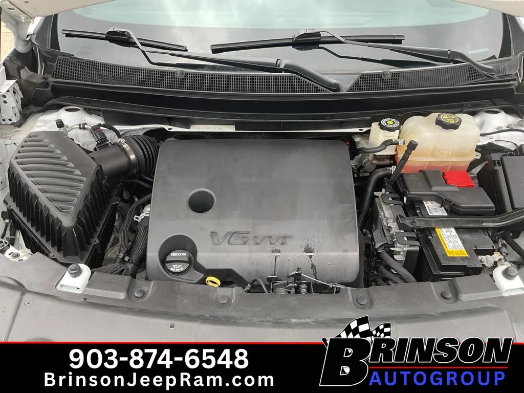 Used 2022 Summit White Chevrolet Premier image 14