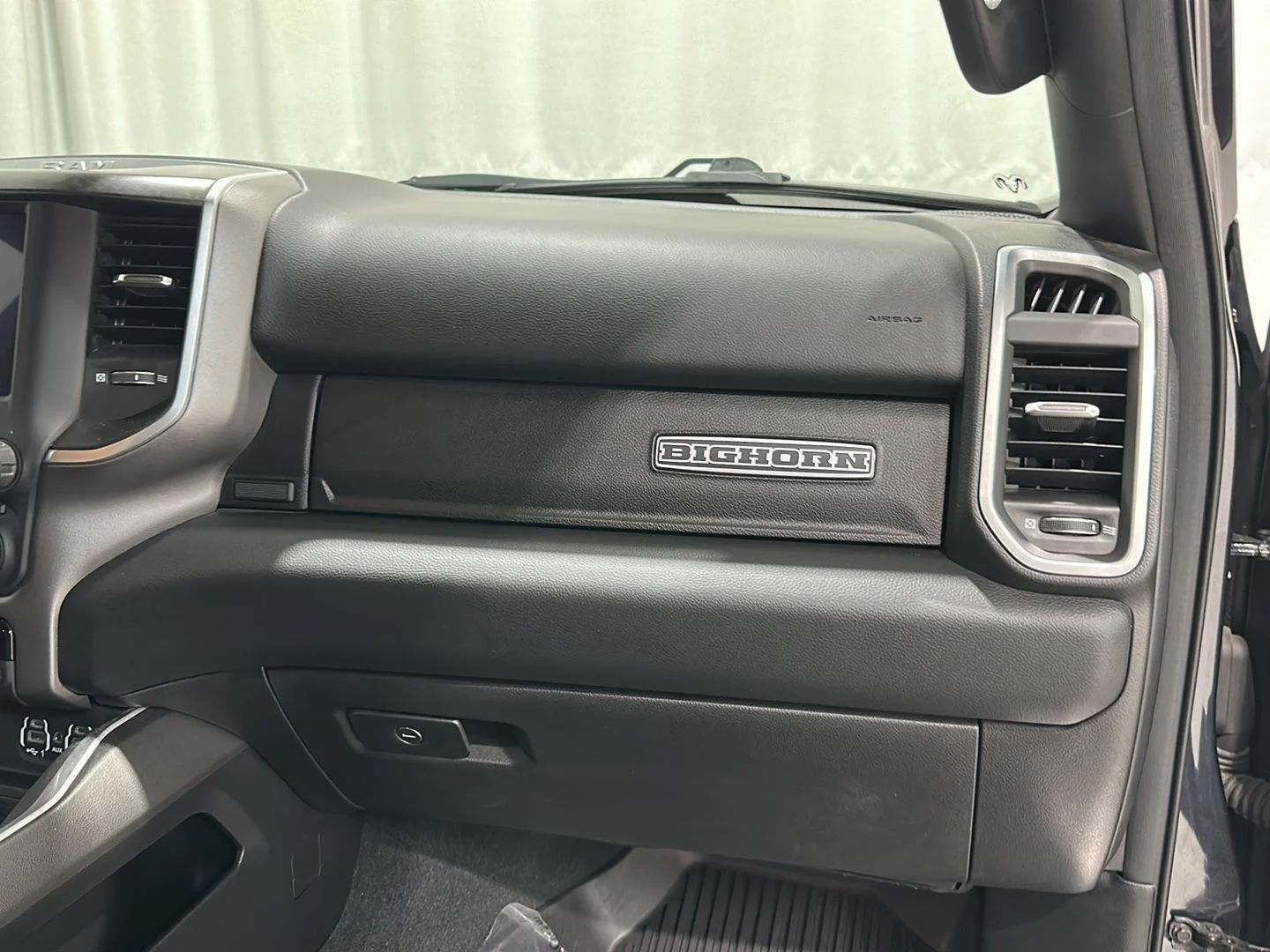 Used 2019 Steel Ram Big Horn/Lone Star image 26