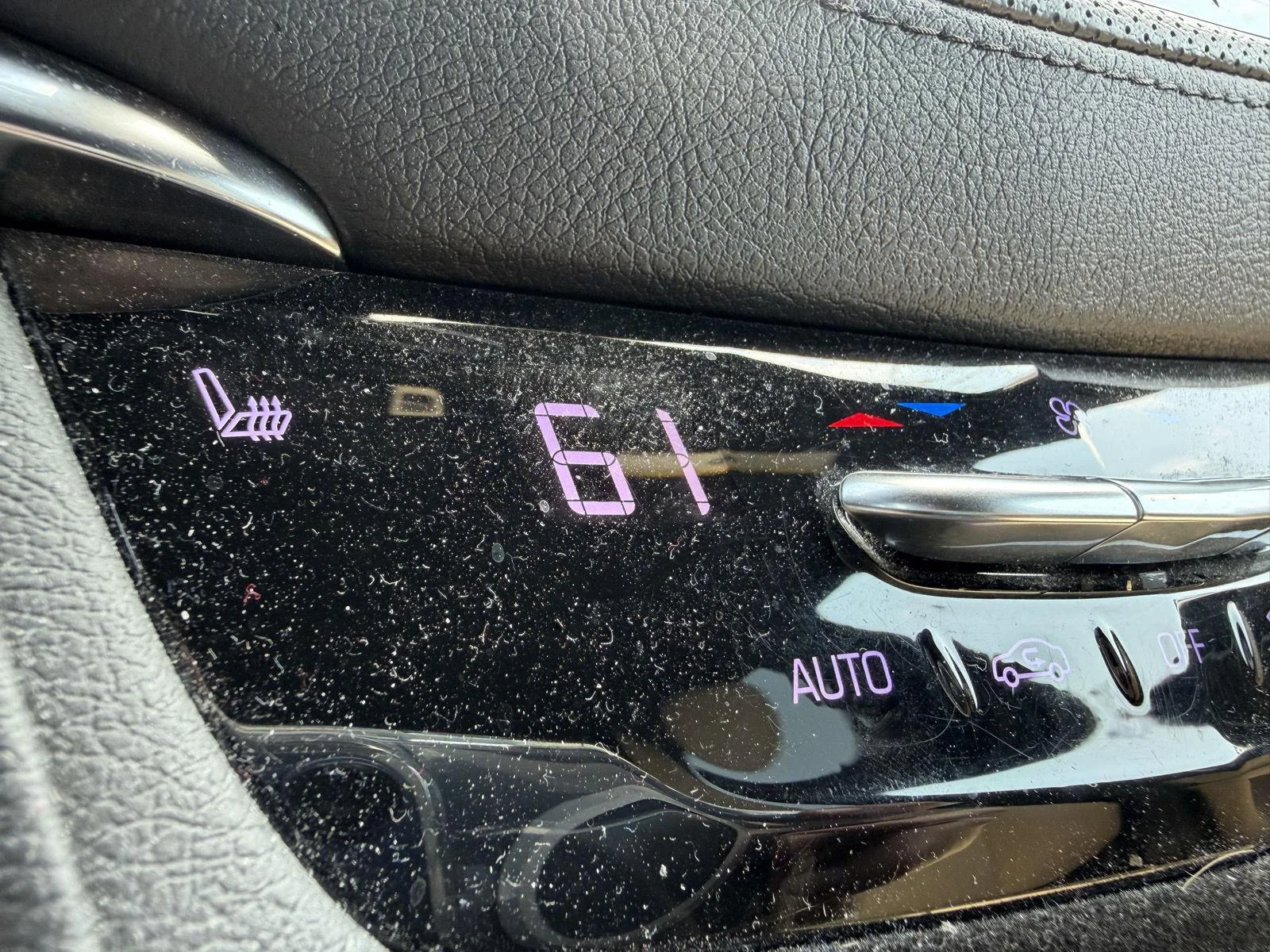 Used 2019 Stellar Black Metallic Cadillac FWD image 8