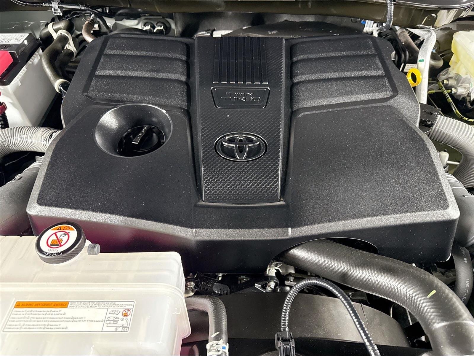 Used 2024 Lunar Rock Toyota SR5 image 41