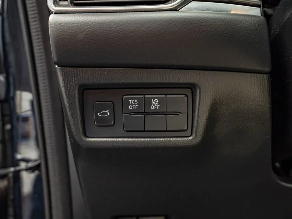 Used 2018 Jet Black Mica Mazda Grand Touring image 20