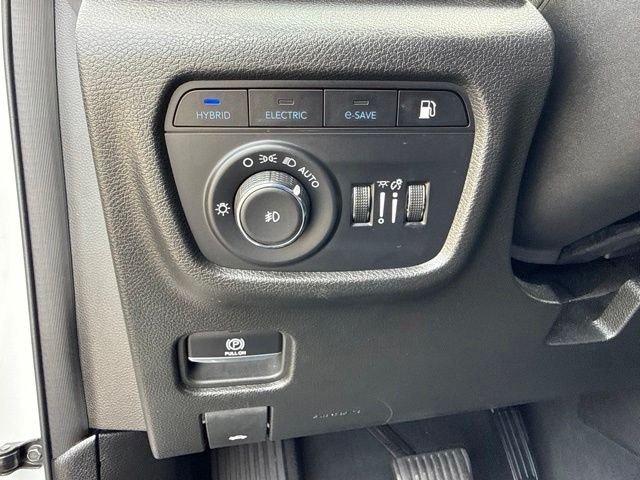 Used 2024 White Jeep 4xe image 31