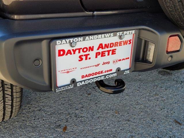 2025 Jeep Wrangler 4-Door Sahara - Photo 8