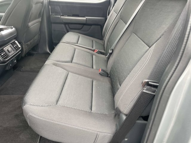 Used 2023 Silver Ford XLT image 20