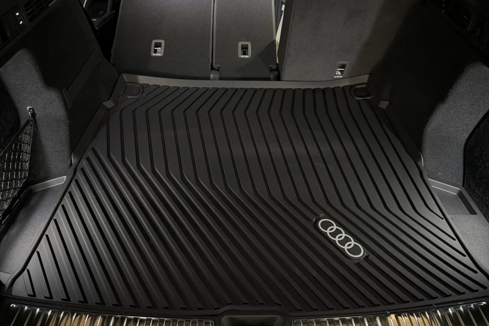 New 2026 Mythos Black Metallic Audi Premium Plus 3.0 TFSI quattro image 14
