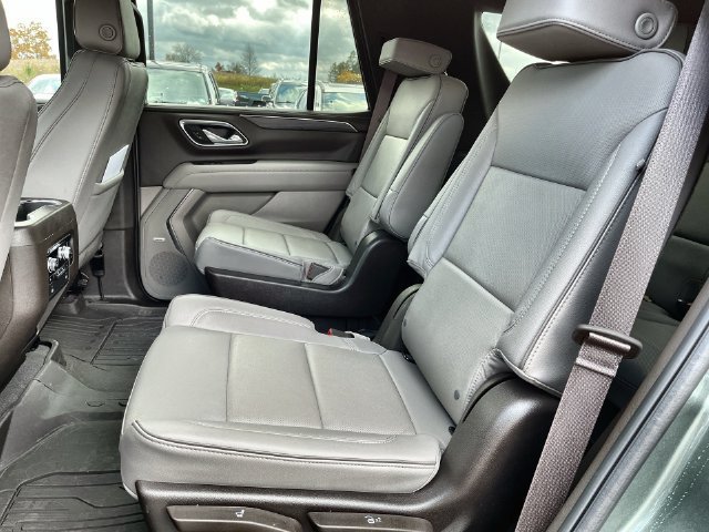 2024 GMC Yukon SLT - Photo 33