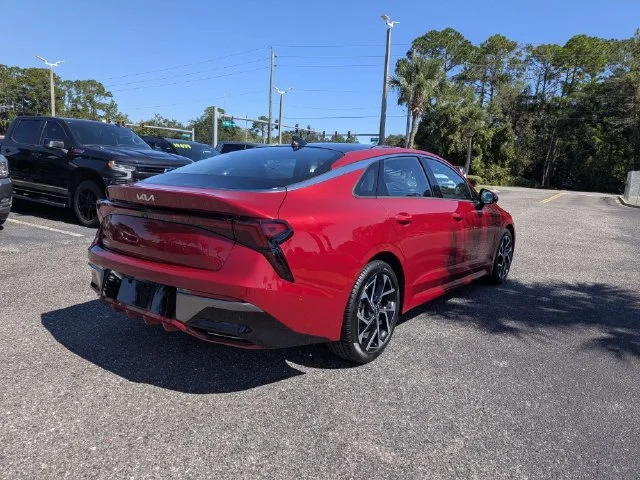 Used 2025 Runway Red Kia EX image 3