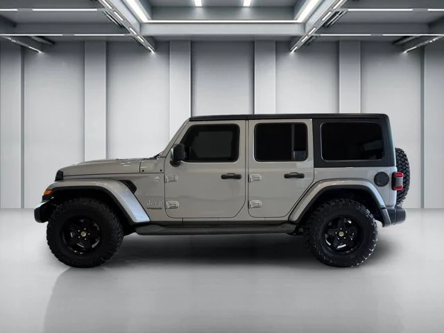 Used 2018 Silver Jeep Unlimited Sahara image 8