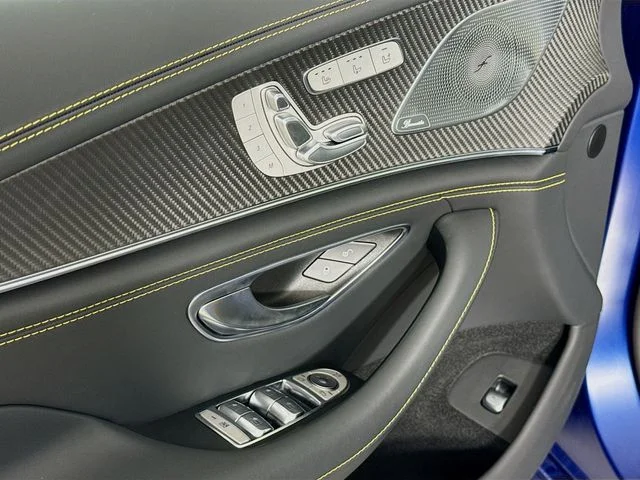 Used 2023  Mercedes-Benz Base image 18