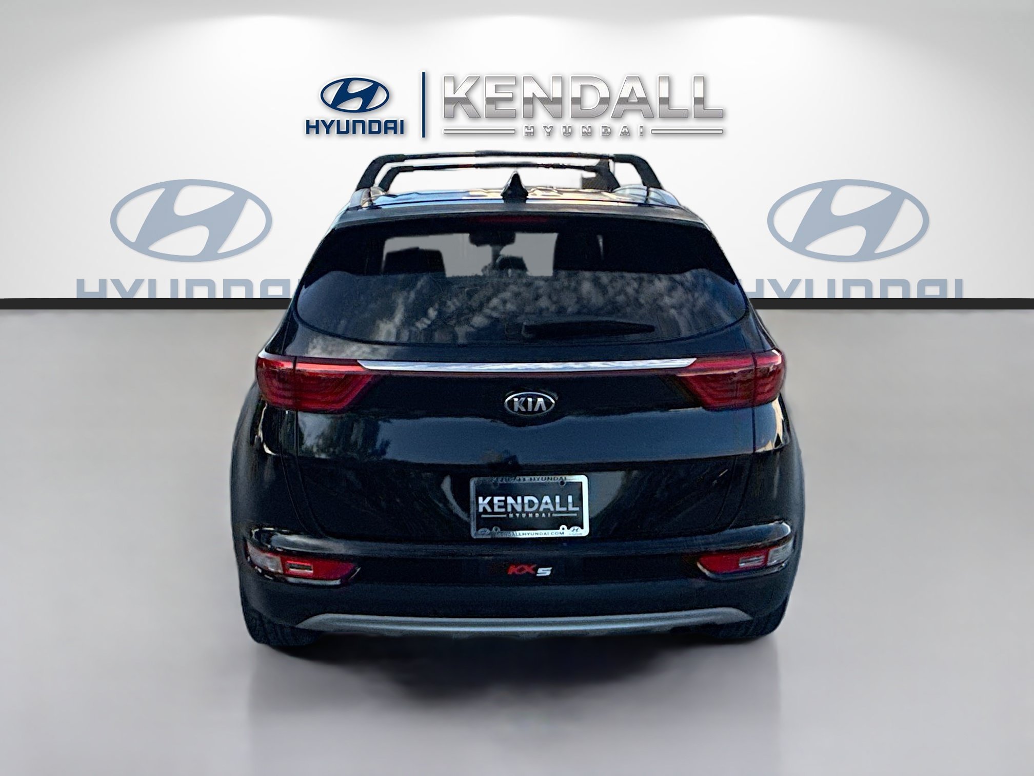 Used 2018 Black Cherry Kia EX image 5