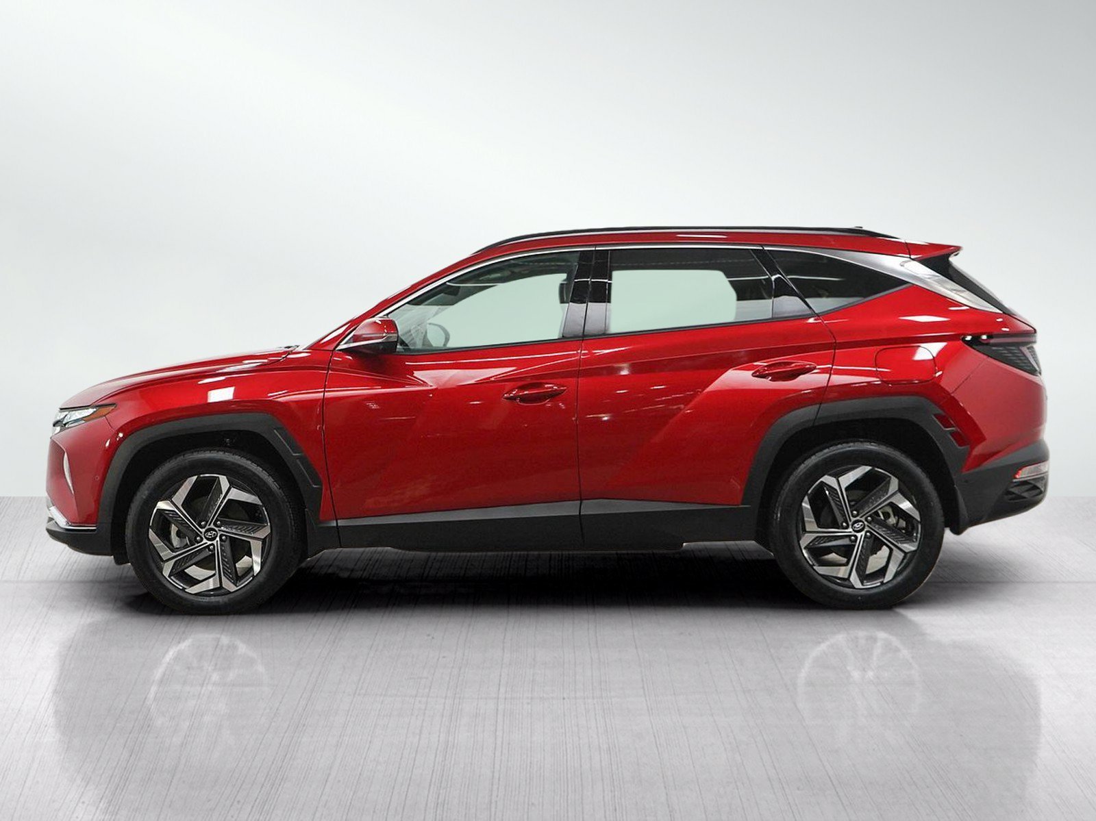 Used 2023 Hyundai Tucson Limited with VIN 5NMJECAE8PH214780 for sale in Minneapolis, Minnesota