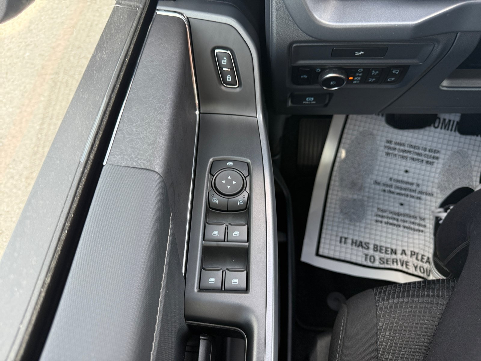 New 2026 Carbonized Gray Metallic Ford XLT image 20