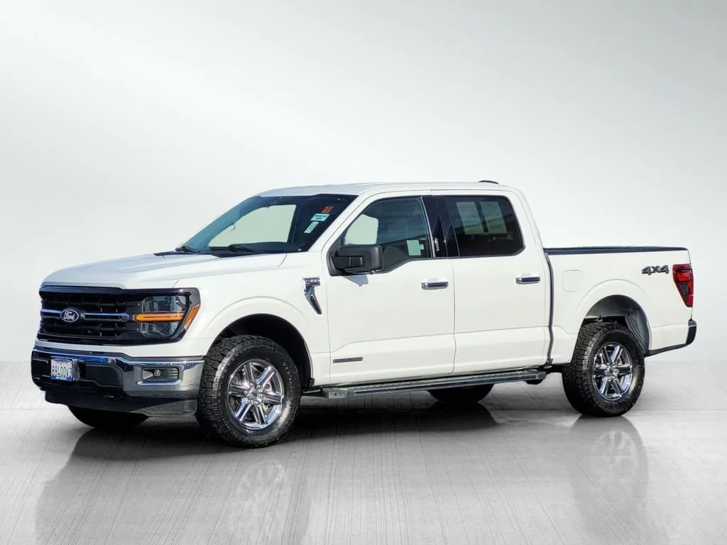Used 2024 White Ford XLT image 6