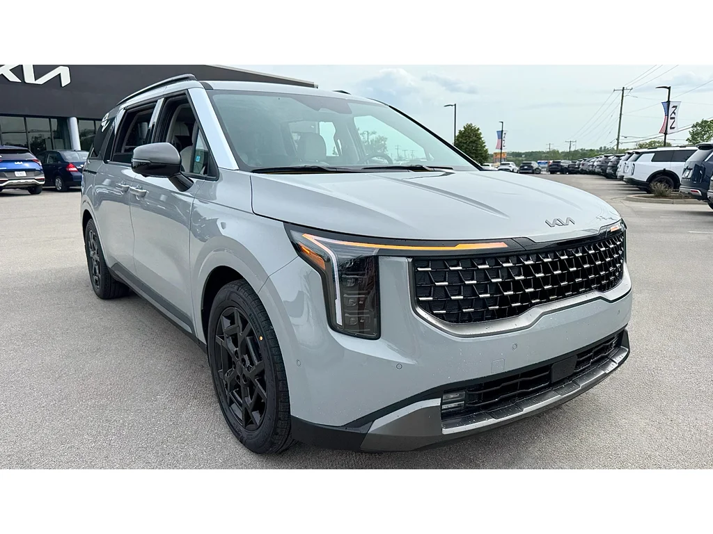 New 2026 Ceramic Silver Kia SX Prestige image 2