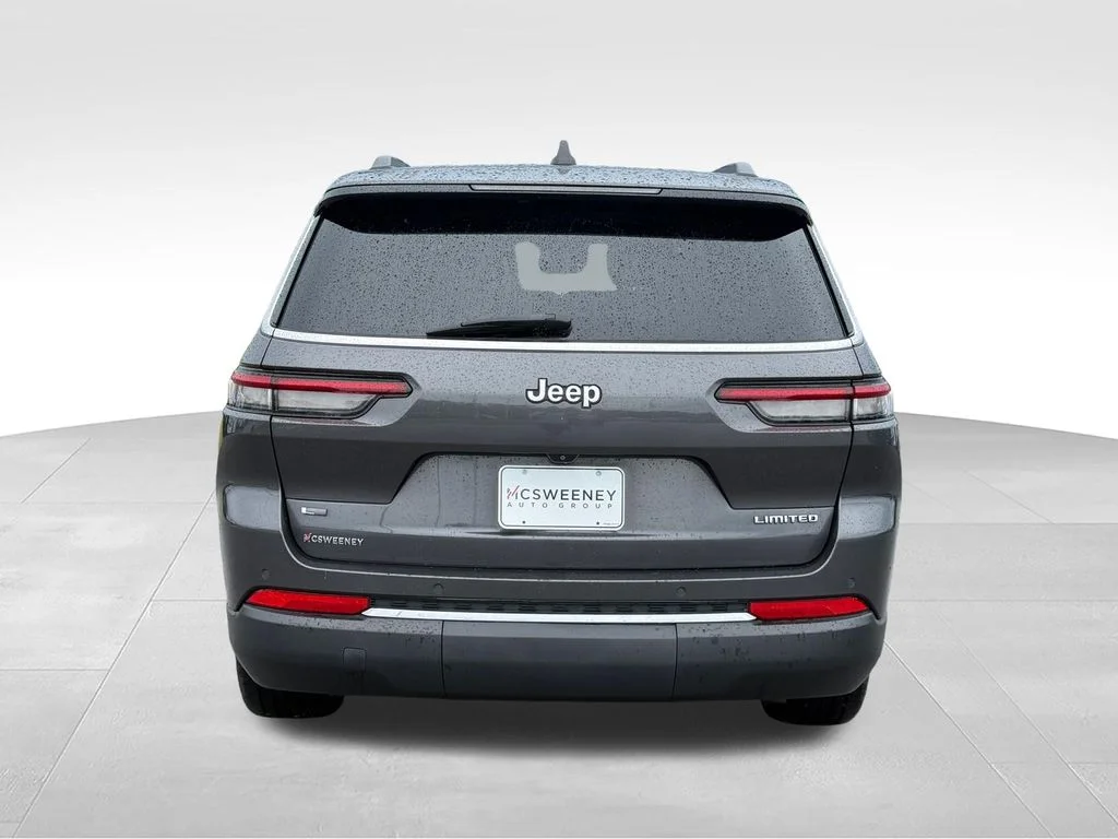 Used 2022 Gray Jeep Limited image 27
