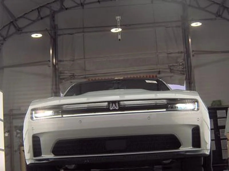 Used 2024 Silver Dodge R/T Scat Pack image 3