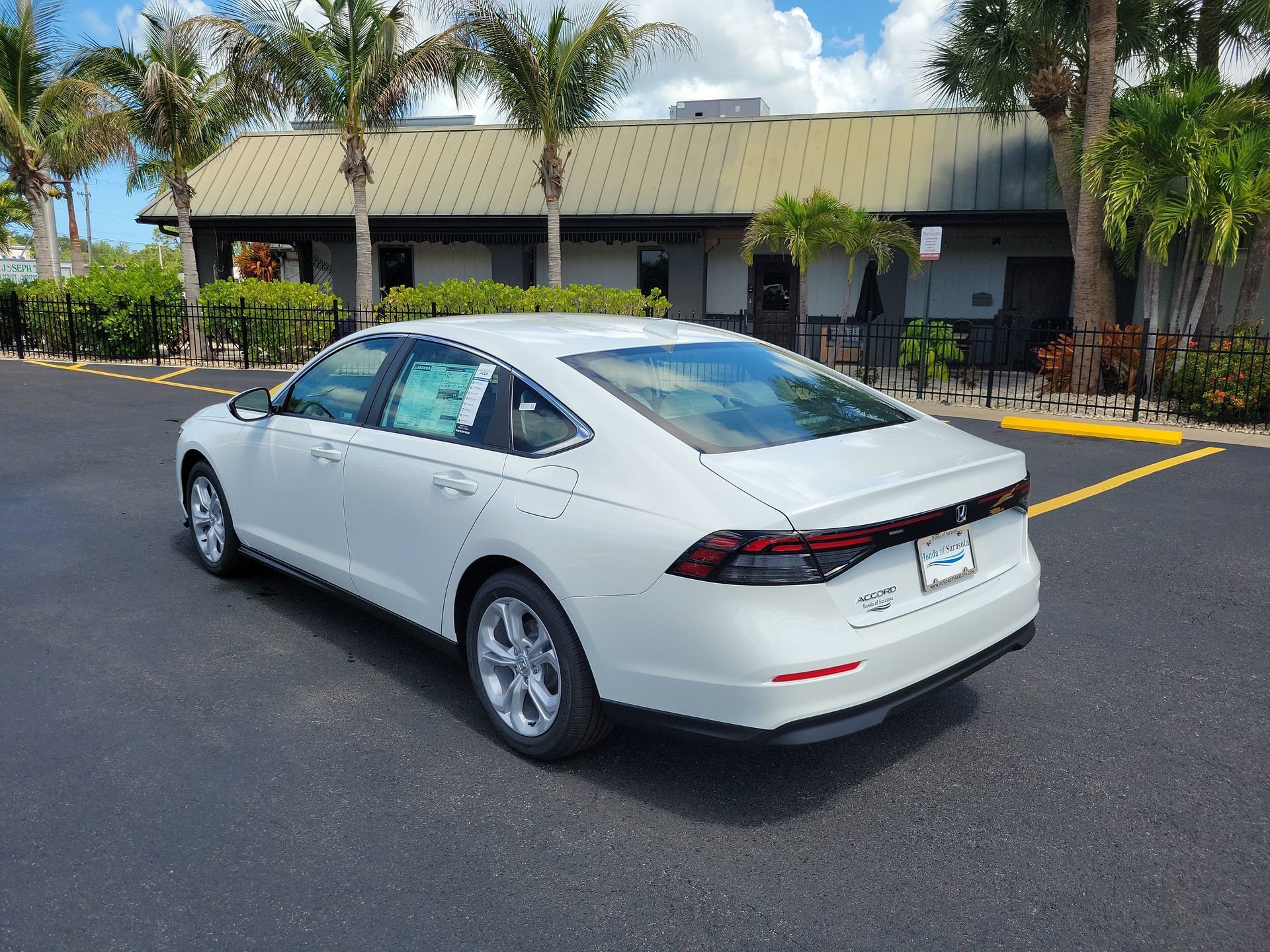 New 2026 Platinum White Pearl Honda LX image 8