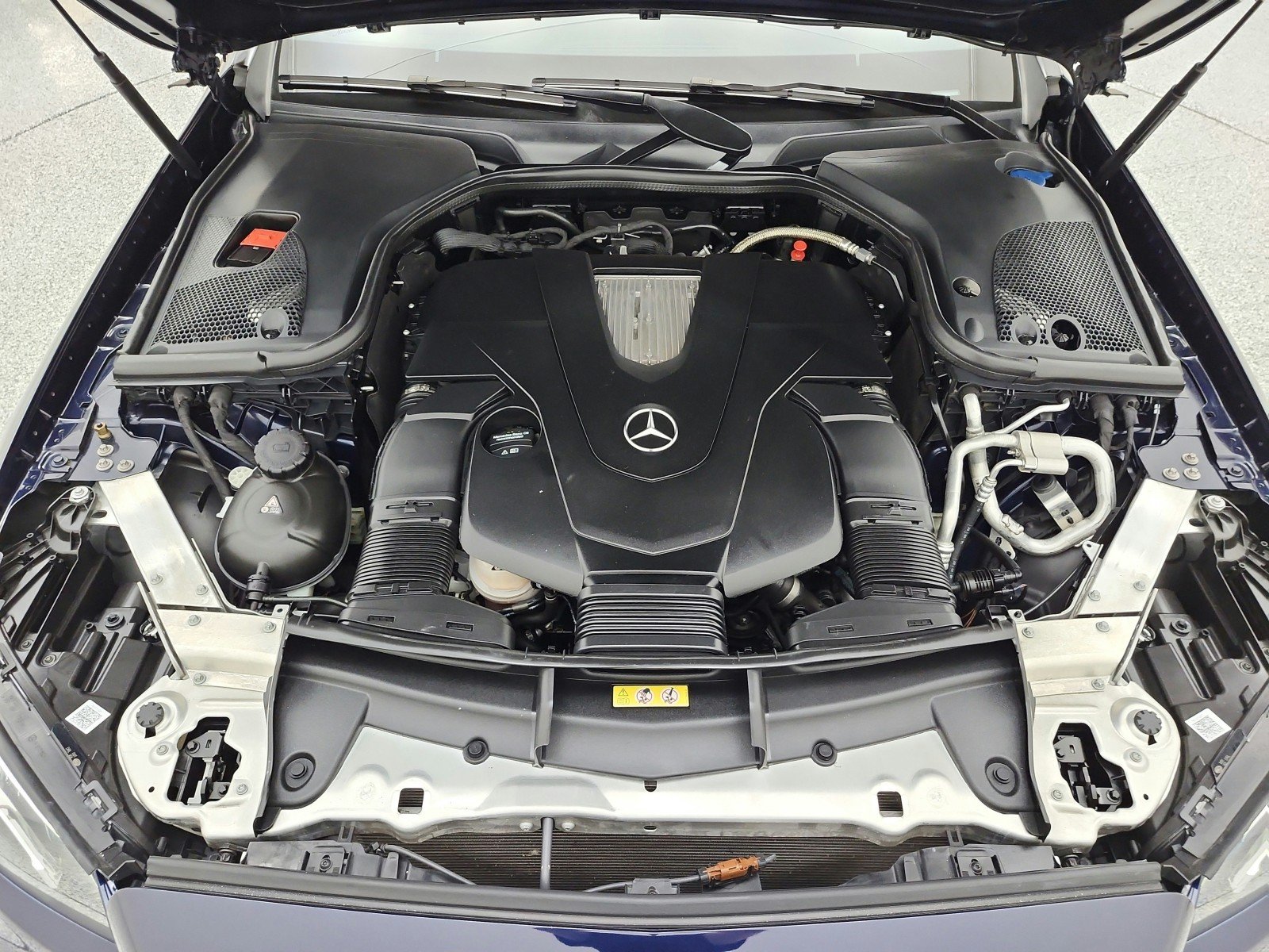 Used 2020 Lunar Blue Metallic Mercedes-Benz E 450 RWD Coupe image 16