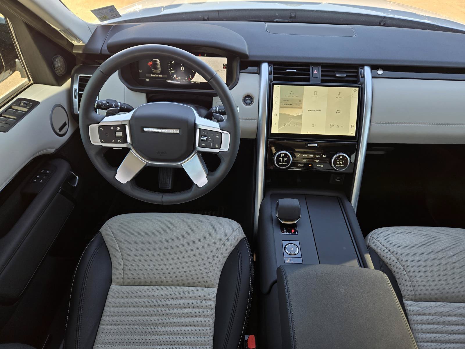 Used 2025 Fuji White Land Rover S image 20