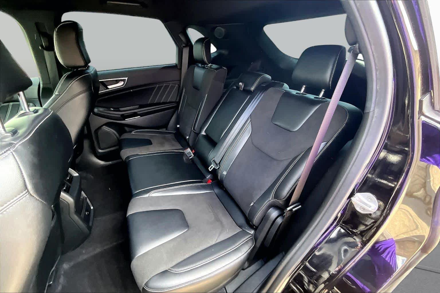 Used 2023 Agate Black Metallic Ford ST image 21