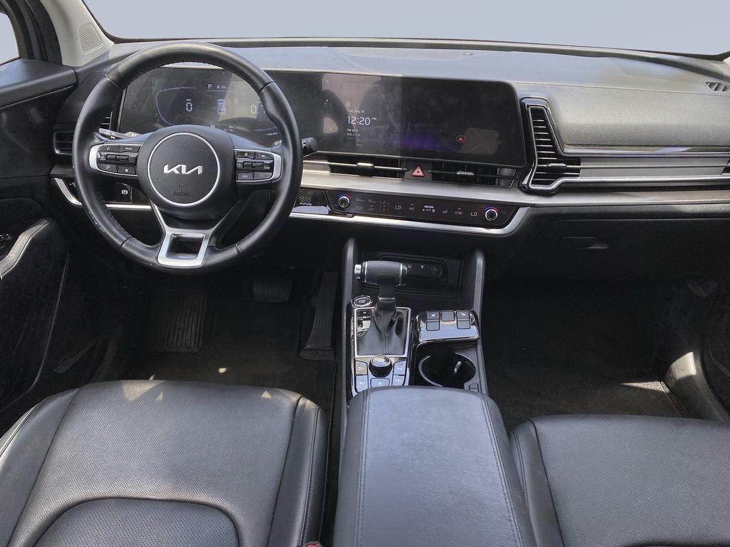 Used 2024 Everlasting Silver Kia EX image 15