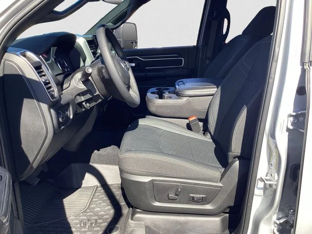 New 2026 Silver Ram BIG HORN CREW CAB 4X4 6