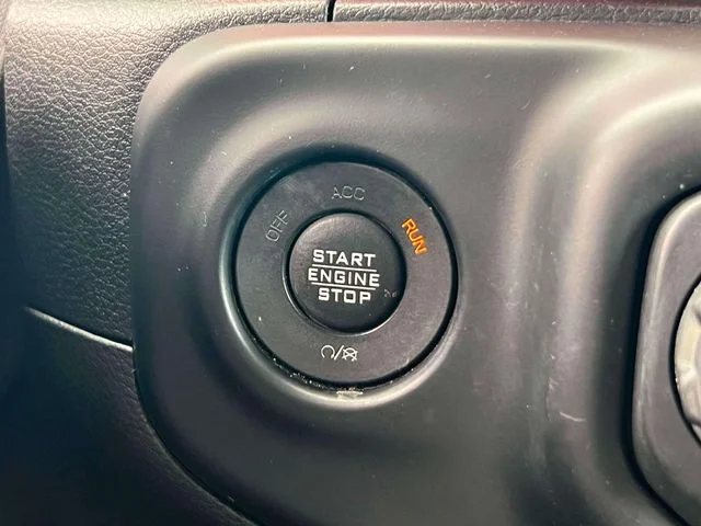 Used 2018 Gray Jeep Unlimited Rubicon image 31