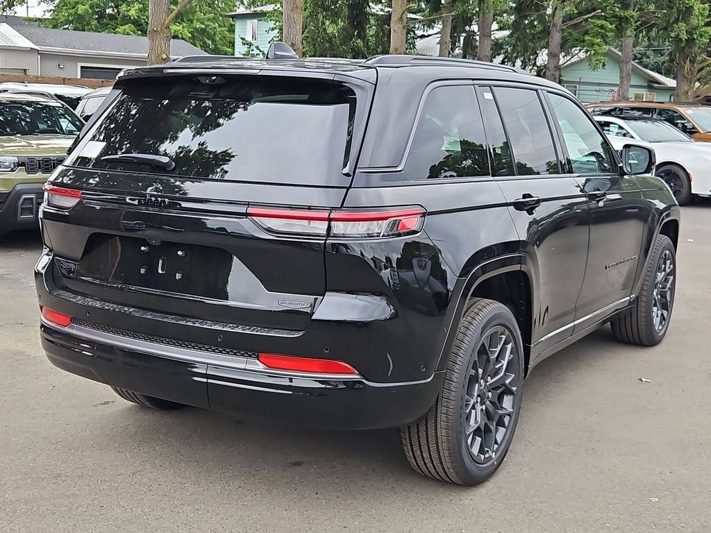 New 2026 Diamond Black Crystal Pearl-Coat Exterior Paint Jeep Summit image 7