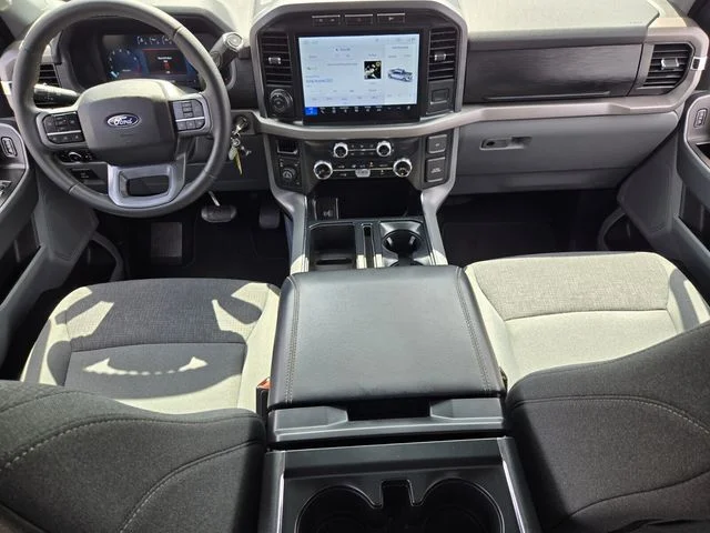 Used 2024 Black Ford XLT image 15