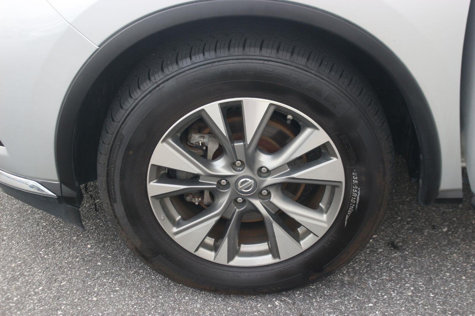 Used 2018 Silver Nissan SV image 35