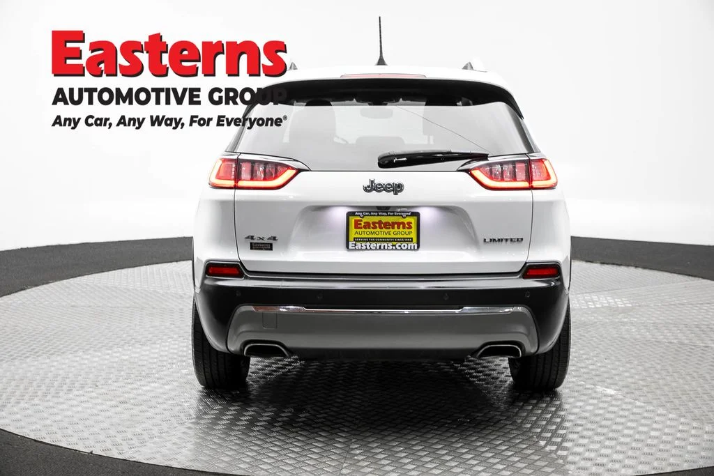 Used 2019 White Jeep Limited image 6