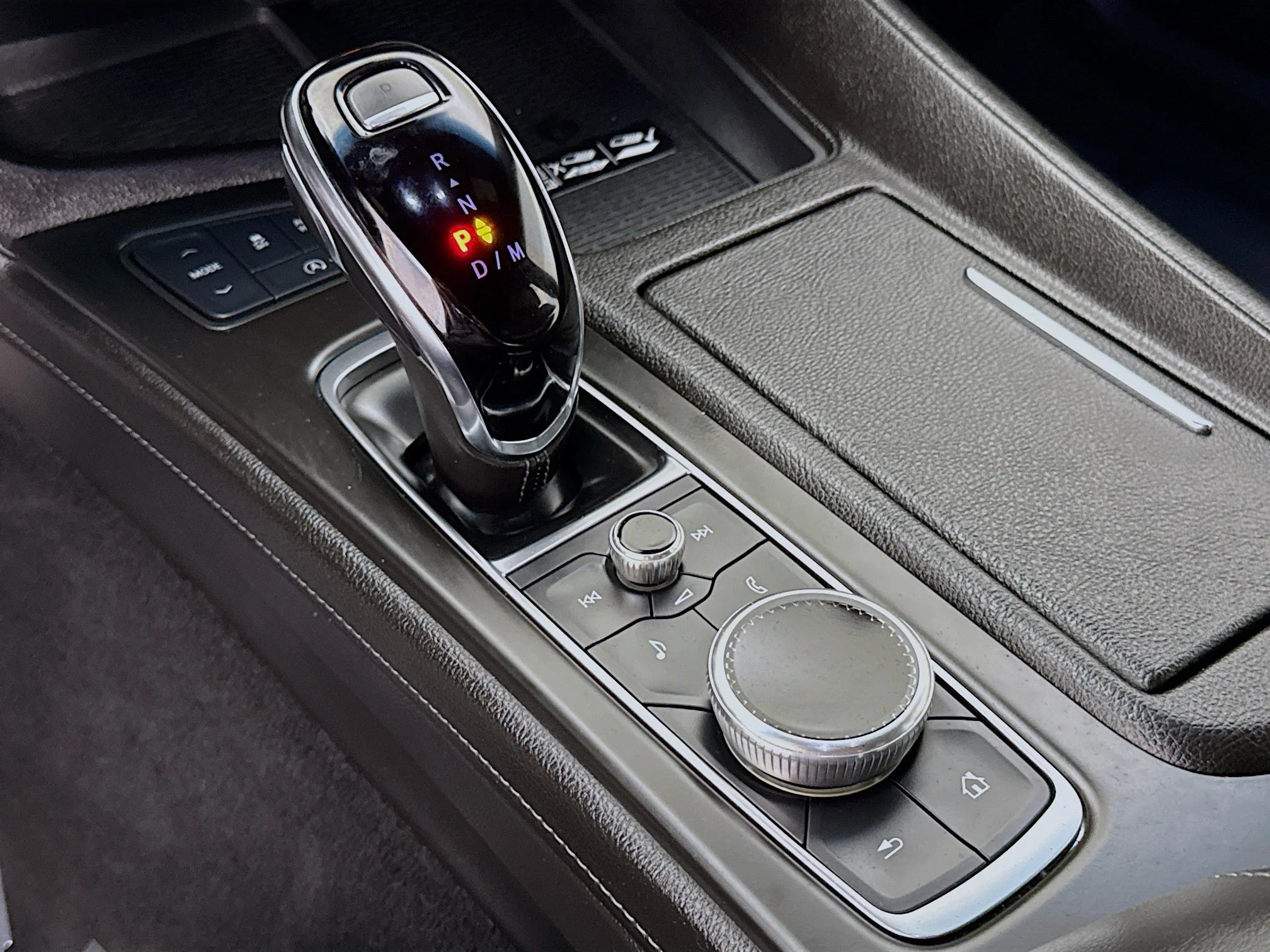 Used 2023 Black Raven Cadillac Luxury image 18