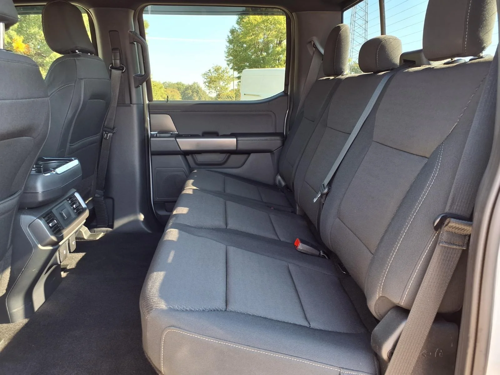 Used 2024 Avalanche Ford XLT image 23